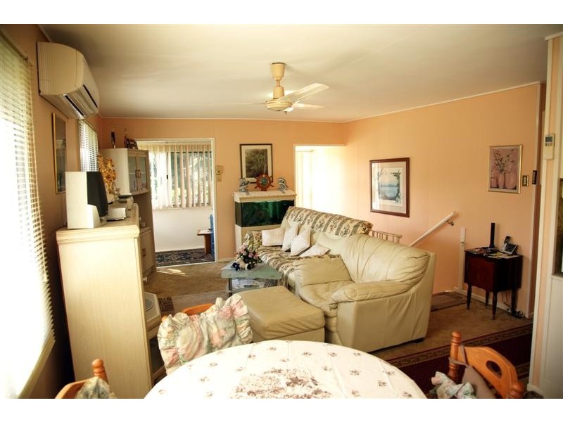 69 Malabar Street, Wynnum West QLD 4178