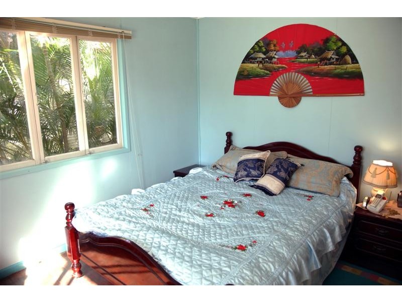 69 Malabar Street, Wynnum West QLD 4178