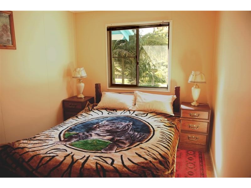 69 Malabar Street, Wynnum West QLD 4178