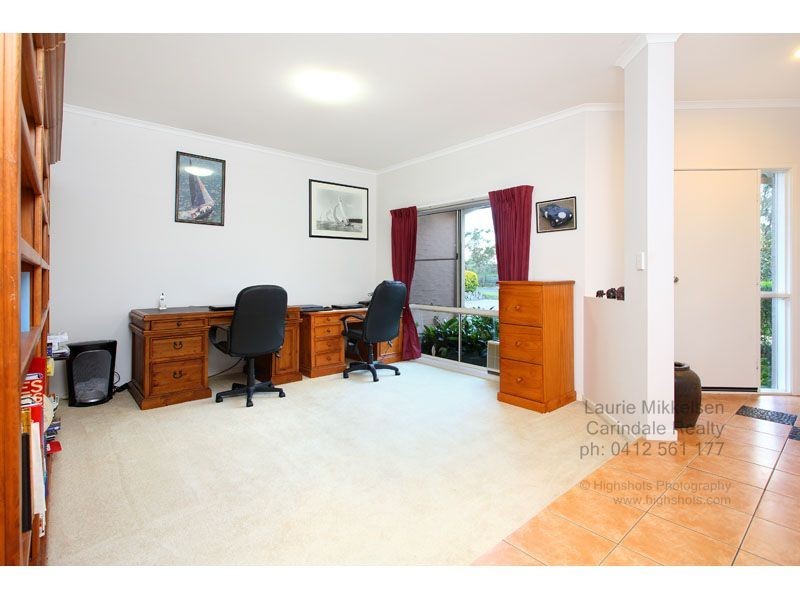 81 Oak Place, Mackenzie QLD 4156