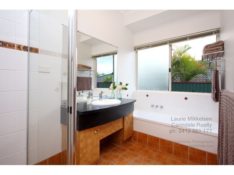 81 Oak Place, Mackenzie QLD 4156