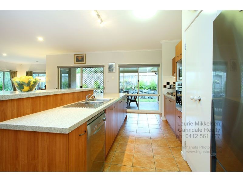 81 Oak Place, Mackenzie QLD 4156