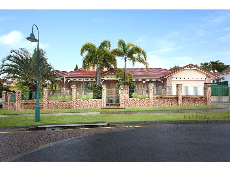 37 Amersham Crescent, Carindale QLD 4152