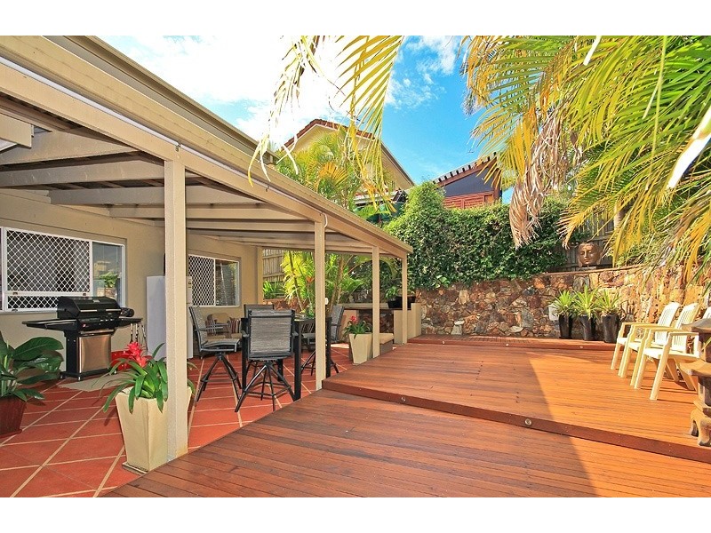 138 Kilmorey Street, Carindale QLD 4152