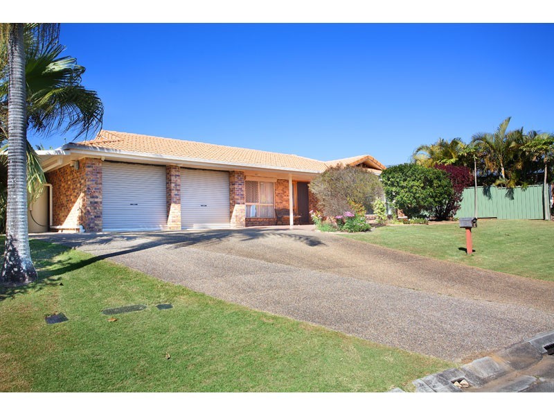 6 Wallen Place, Wynnum West QLD 4178