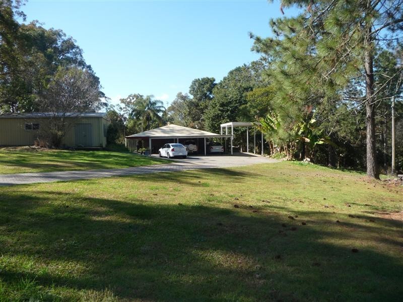 404 Mt Petrie Road, Mackenzie QLD 4156