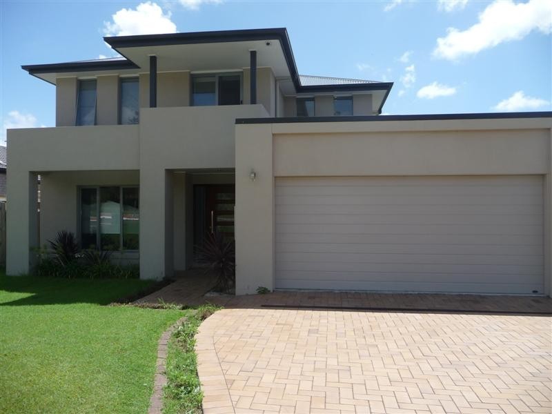 23 Taylor Place, Mackenzie QLD 4156