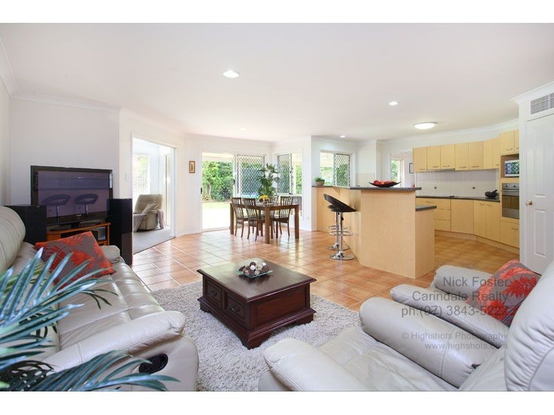 5 Windermere Crescent, Carindale QLD 4152