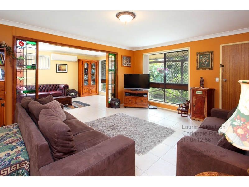 9  Pavuvu Street, Mansfield QLD 4122