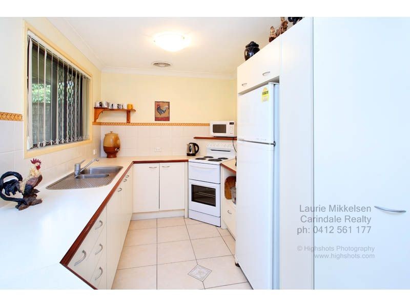 9  Pavuvu Street, Mansfield QLD 4122