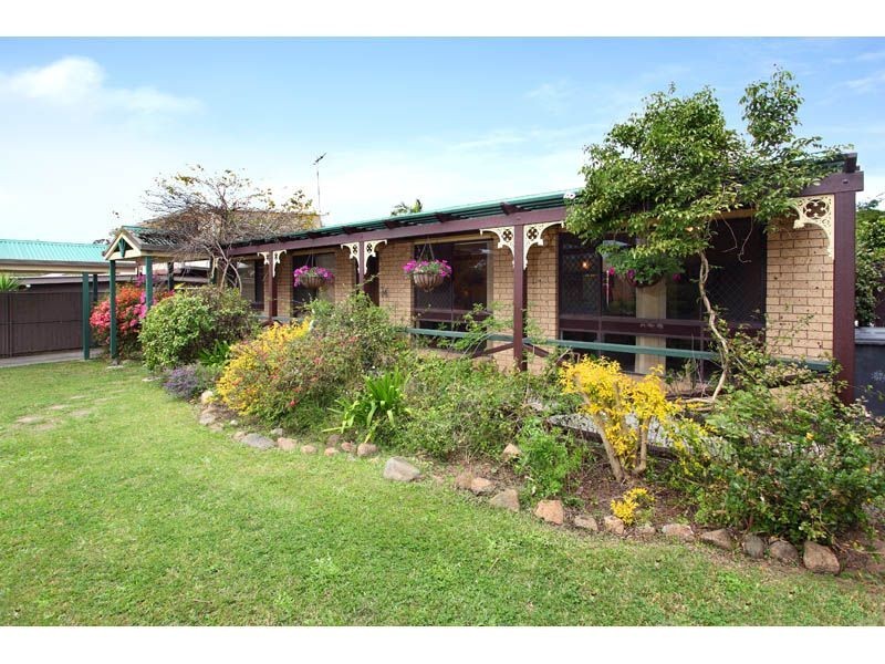 9  Pavuvu Street, Mansfield QLD 4122