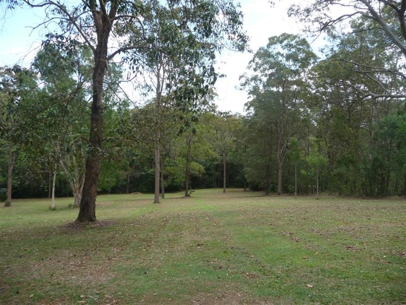 509 Mt Petrie Road, Mackenzie QLD 4156