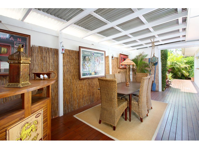 83 Hendren Street, Carina QLD 4152