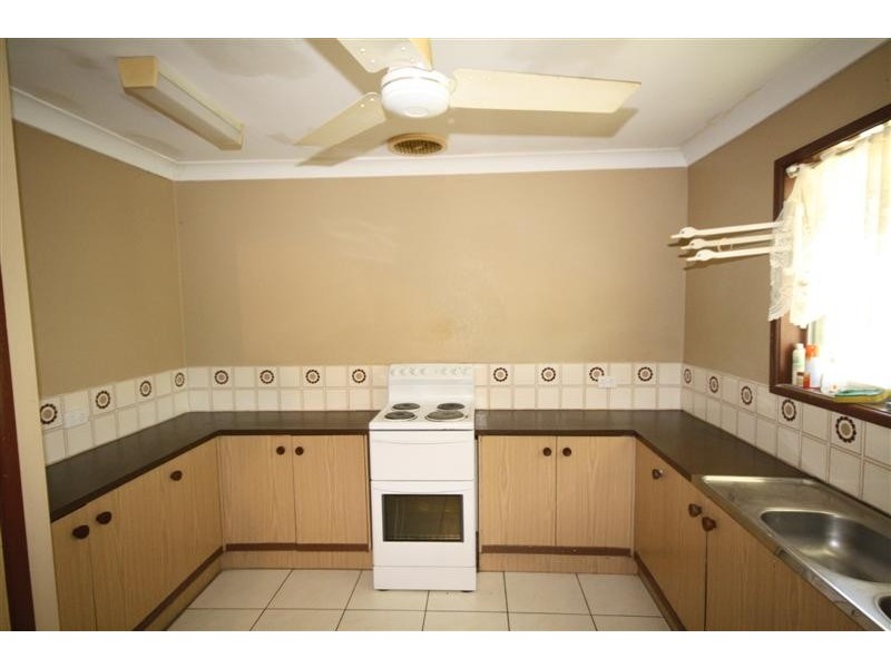 40 Preston Road, Carina QLD 4152