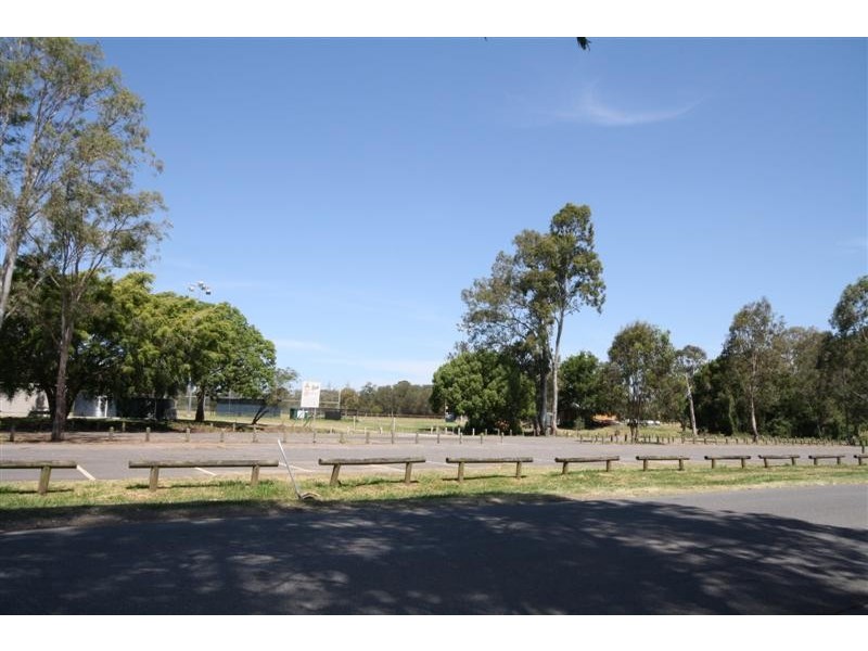 40 Preston Road, Carina QLD 4152