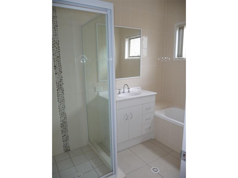 11 Jasmine Street, Wakerley QLD 4154