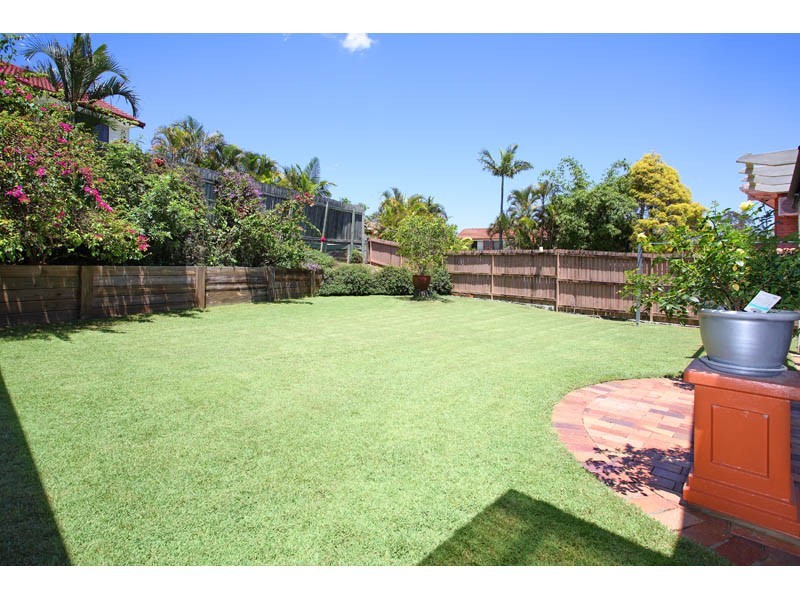 5 Waverney Court, Carindale QLD 4152