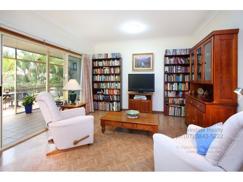 6 Lonsdale Place, Wishart QLD 4122