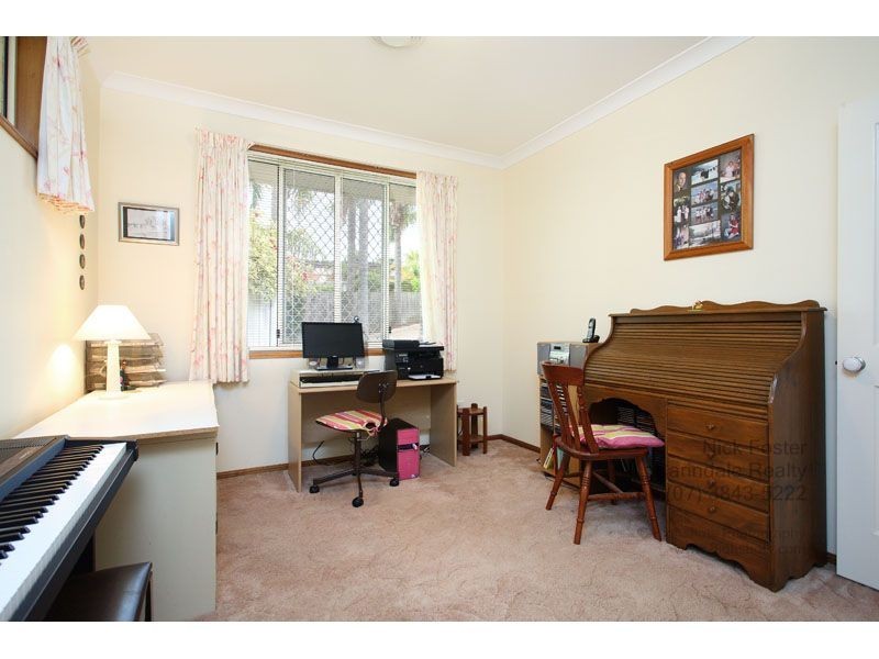 6 Lonsdale Place, Wishart QLD 4122