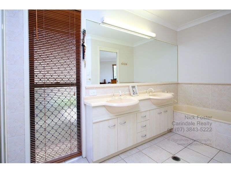 113 Cribb Road, Carindale QLD 4152