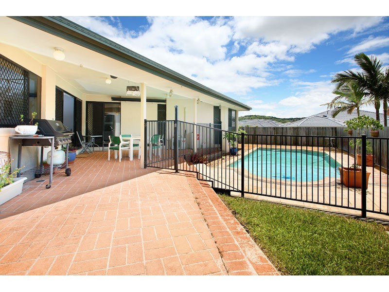 113 Cribb Road, Carindale QLD 4152