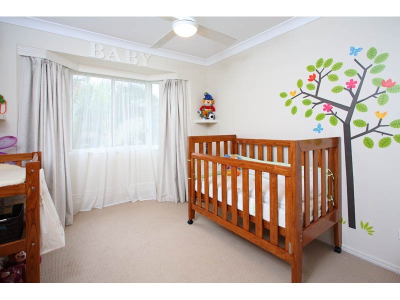 10 Empress Drive, Carindale QLD 4152