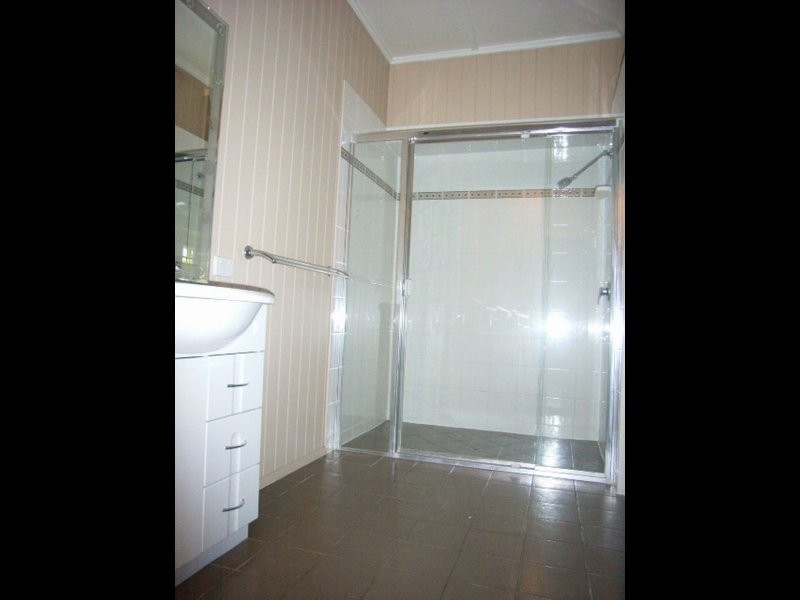 63 Albert Street, Camp Hill QLD 4152