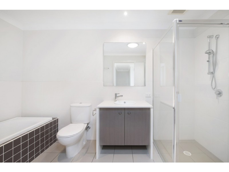 169/16 Surbiton Court, Carindale QLD 4152