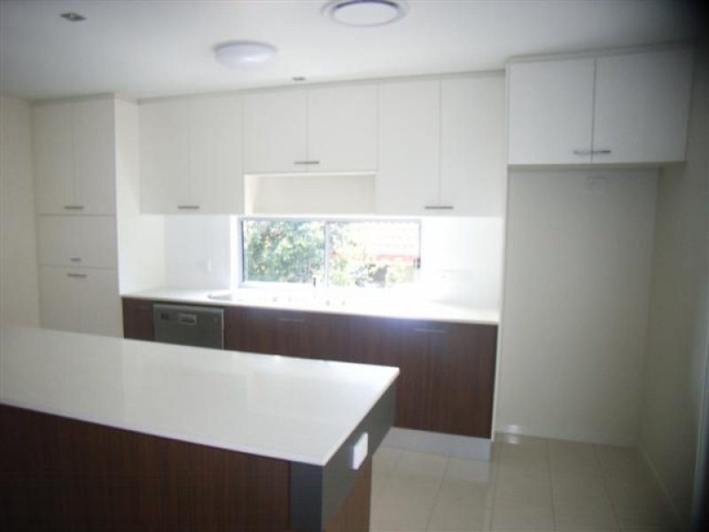 7-83 Anzac Road, Carina Heights QLD 4152