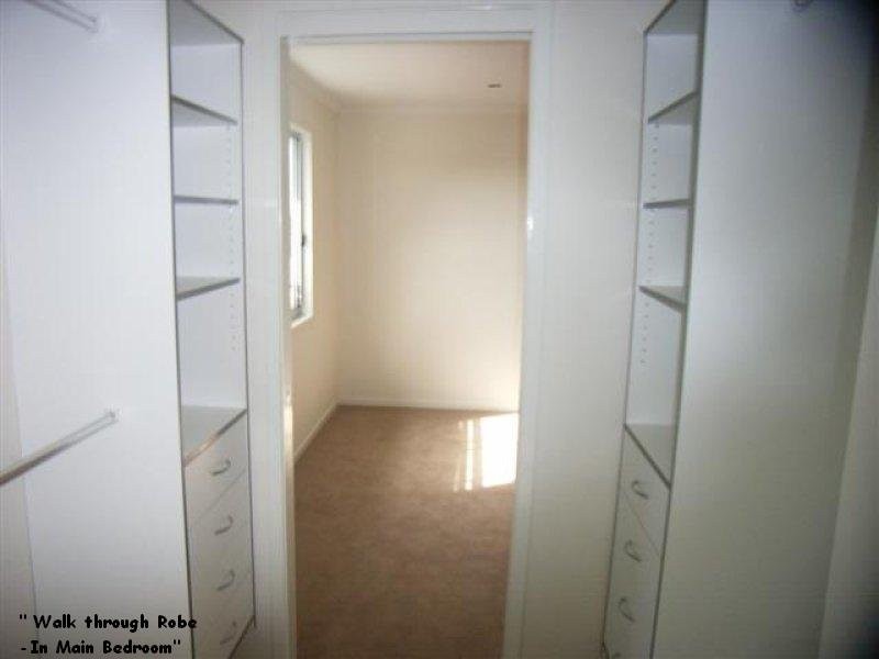 7-83 Anzac Road, Carina Heights QLD 4152