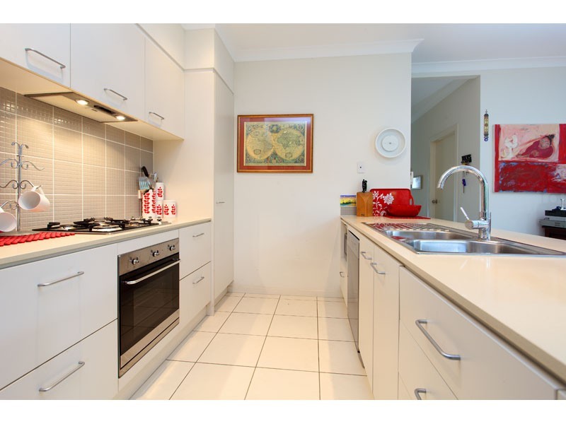 165 / 16 Surbiton Court, Carindale QLD 4152