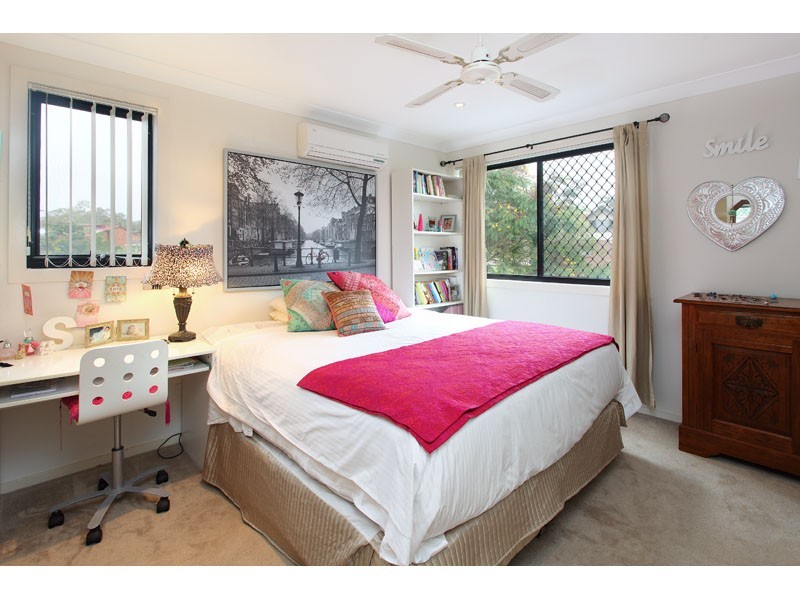 165 / 16 Surbiton Court, Carindale QLD 4152