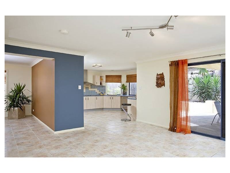 15 Puccini Place, Mackenzie QLD 4156