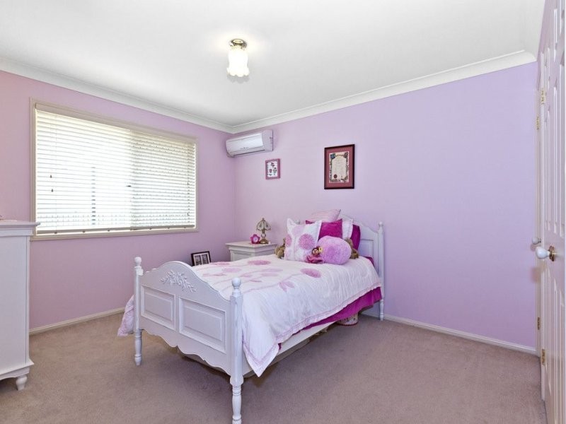 17 Waratah Close, Mackenzie QLD 4156