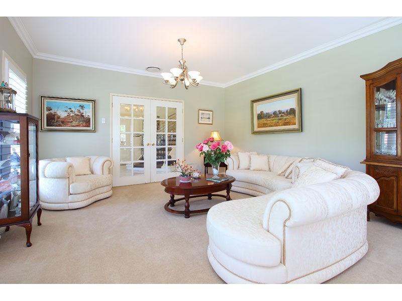 38 Woodland Street, Carindale QLD 4152