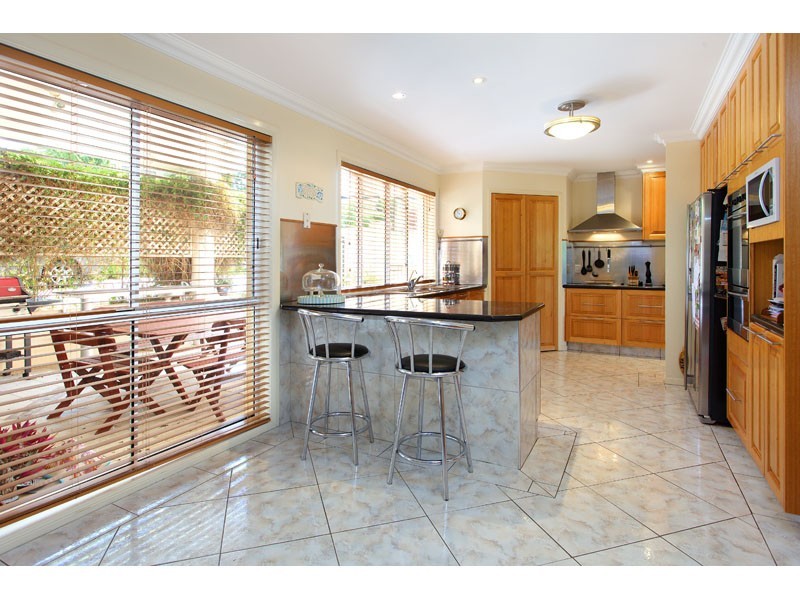 38 Woodland Street, Carindale QLD 4152