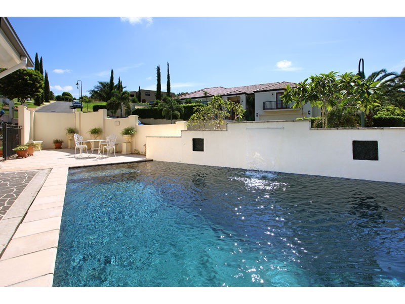 38 Woodland Street, Carindale QLD 4152