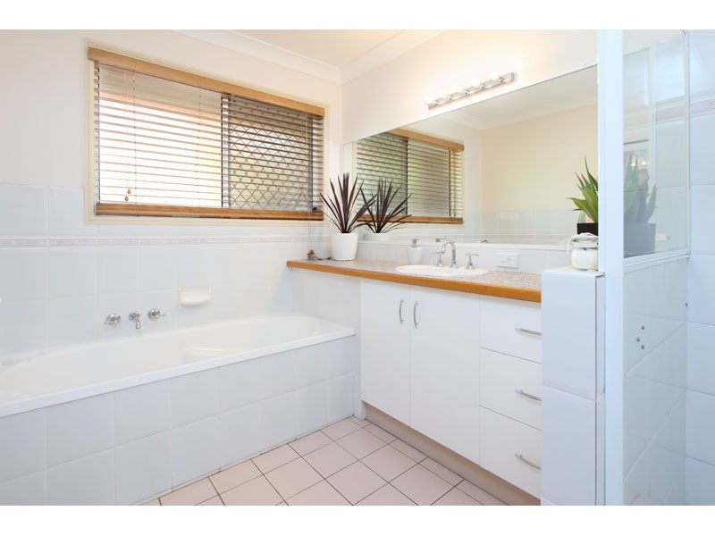 61 Michelangelo Crescent, Mackenzie QLD 4156
