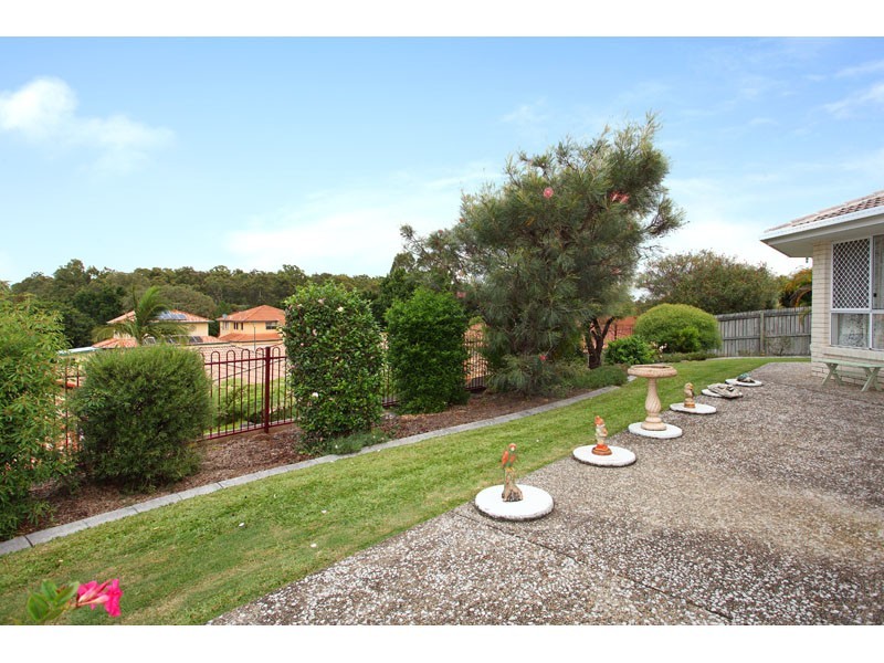 16 Oak Place, Mackenzie QLD 4156