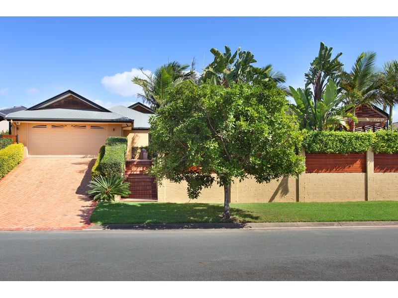 15 Kenilworth Place, Carindale QLD 4152