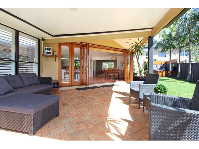 15 Kenilworth Place, Carindale QLD 4152