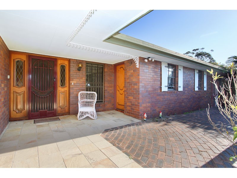 8 Bors Street, Carindale QLD 4152