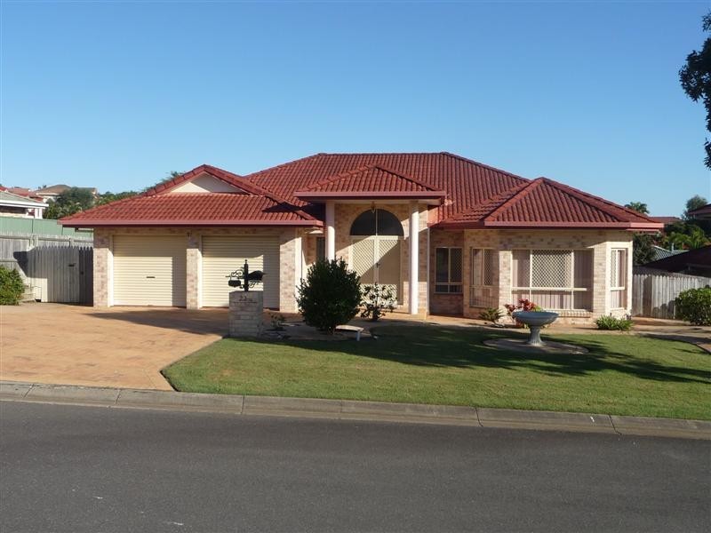 23 Braemar Place, Carindale QLD 4152