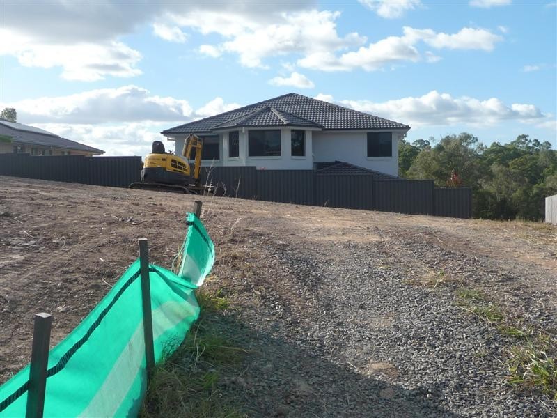 7 Hernandia Place, Mackenzie QLD 4156