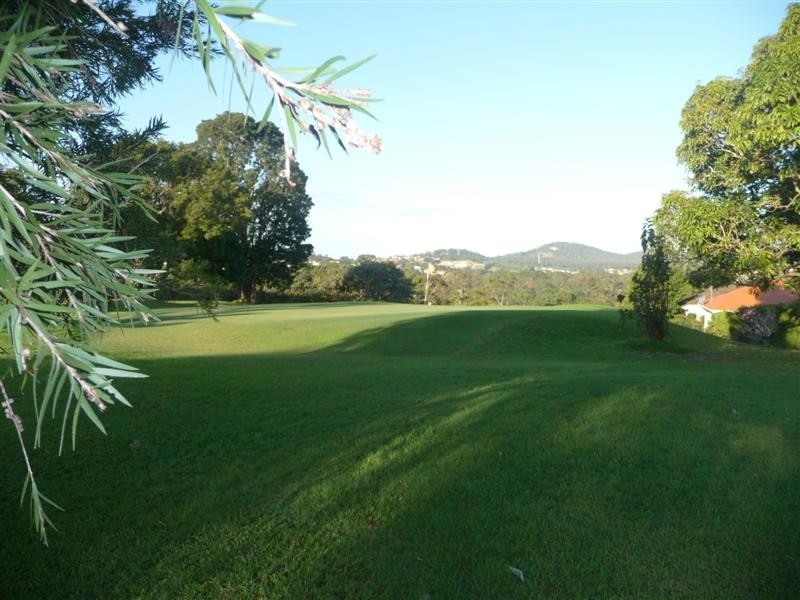 52 Flame Tree Crescent, Carindale QLD 4152