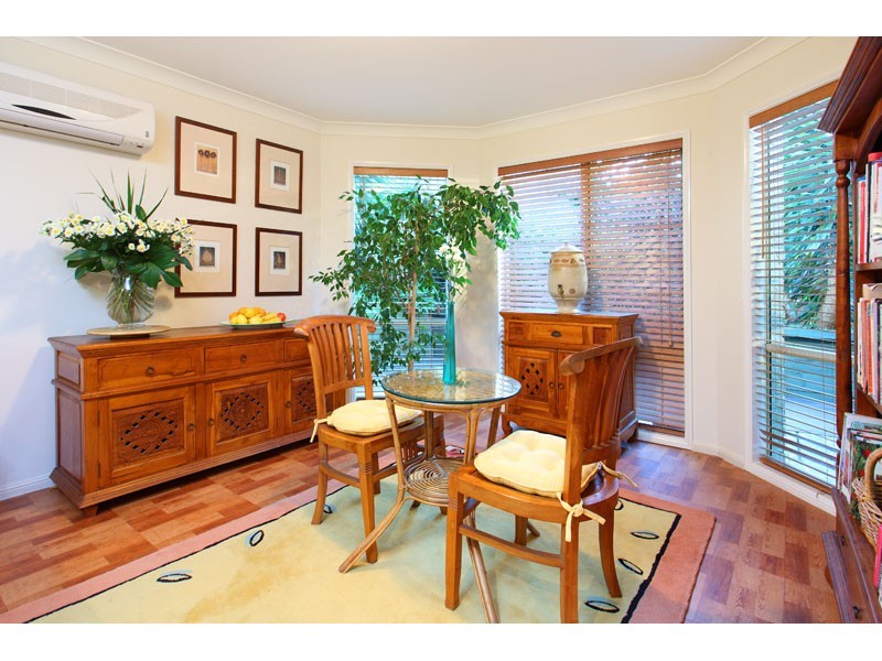 49 Silky Oak Crescent, Carindale QLD 4152