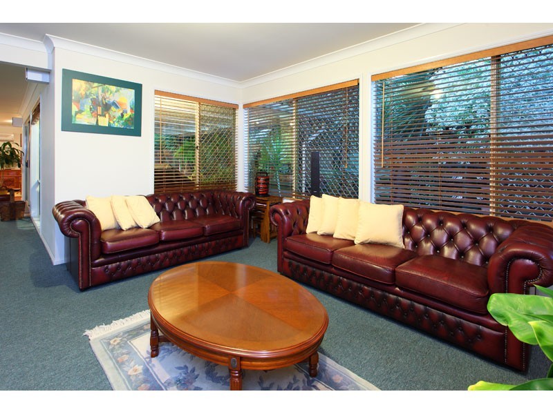 49 Silky Oak Crescent, Carindale QLD 4152