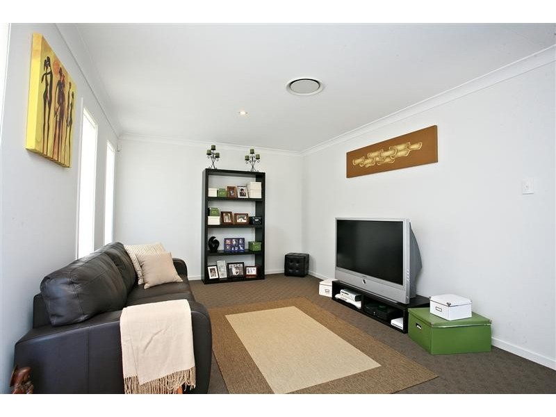 23 Taylor Place, Mackenzie QLD 4156