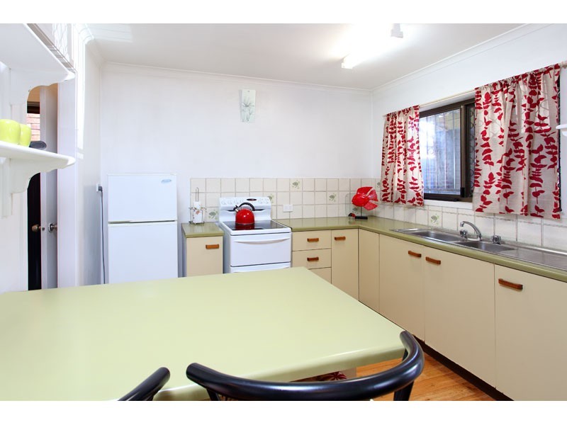 6 Taylor Street, Woolloongabba QLD 4102