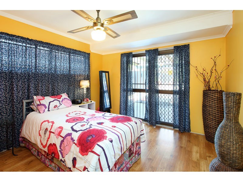 6 Taylor Street, Woolloongabba QLD 4102